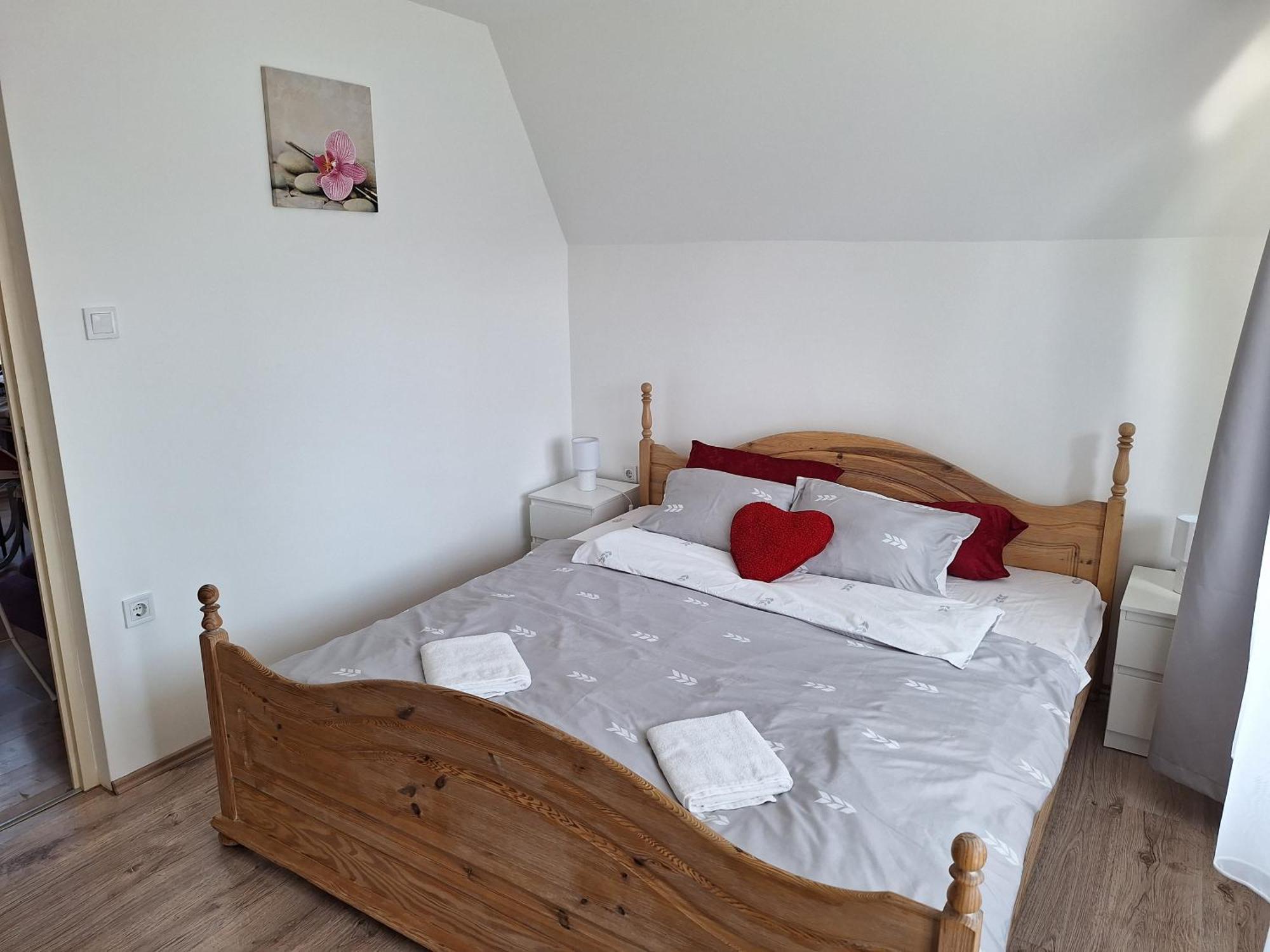 Nikolett Apartman Hajdúszoboszló Extérieur photo