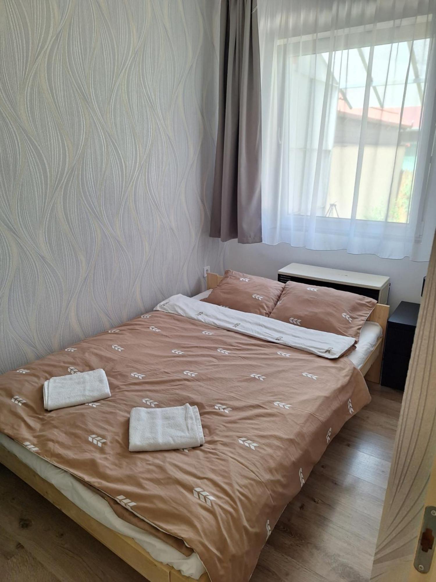 Nikolett Apartman Hajdúszoboszló Extérieur photo