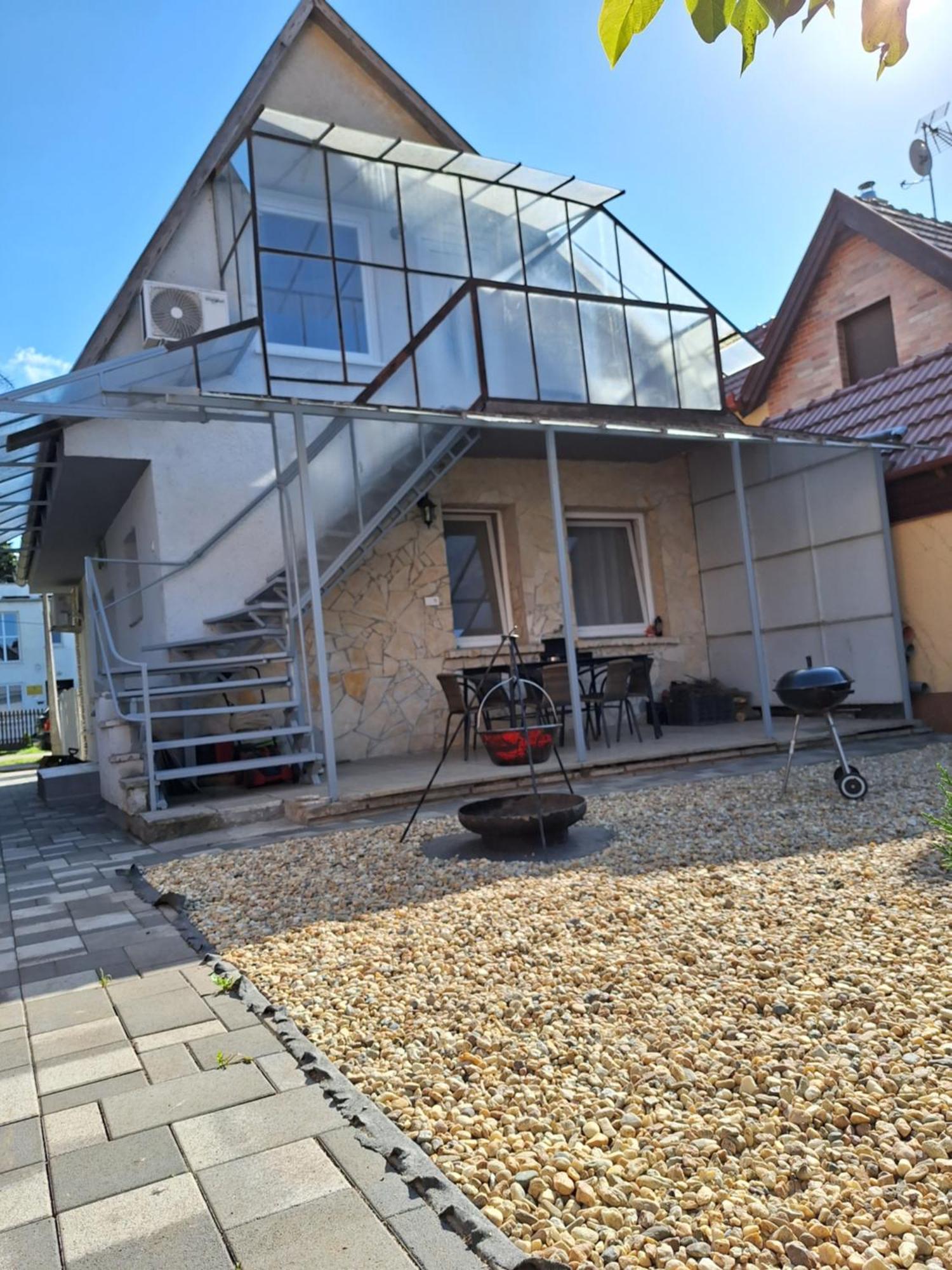 Nikolett Apartman Hajdúszoboszló Extérieur photo
