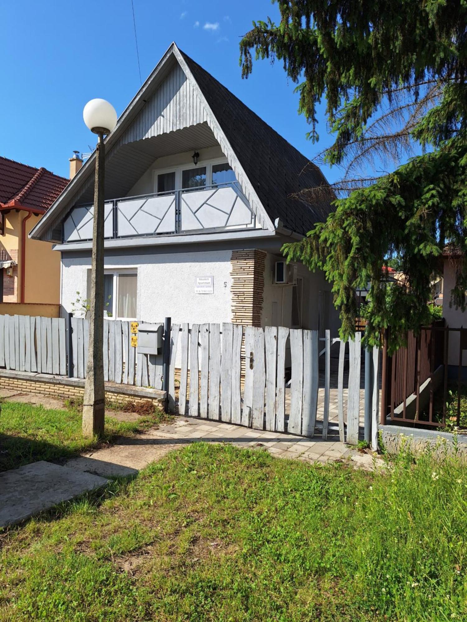 Nikolett Apartman Hajdúszoboszló Extérieur photo
